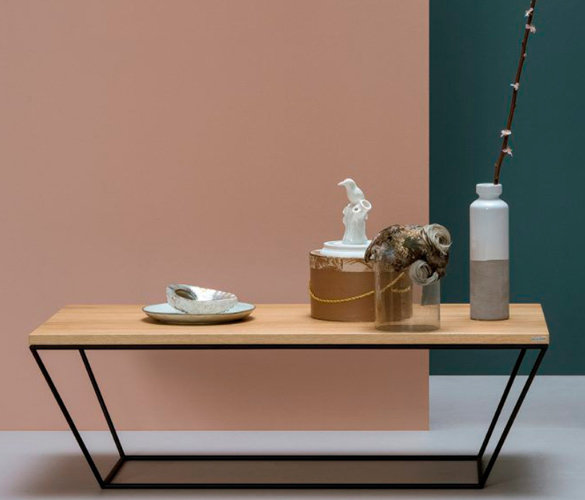 Moderner minimalistischer Couchtisch, Stahl &amp; Massivholz JUNE
