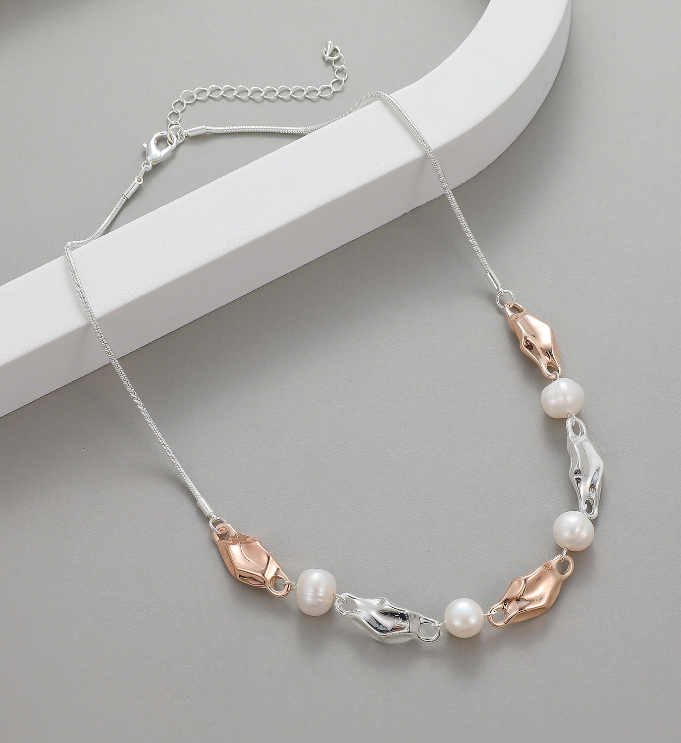 Contemporary Pearl Necklace - Rose