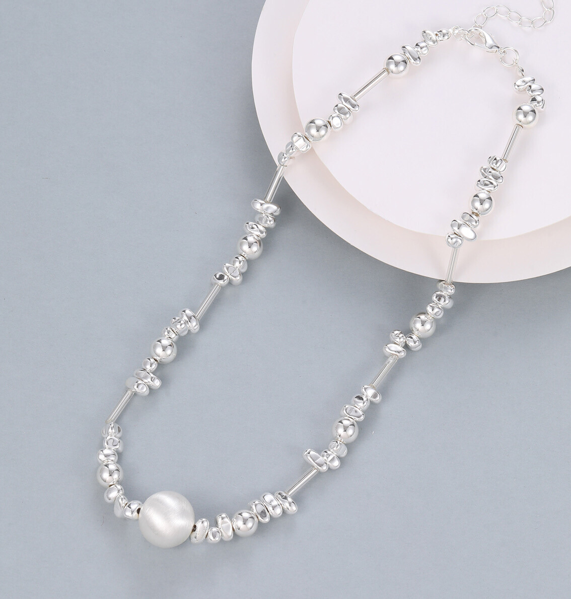 Contemporary Circle Necklace