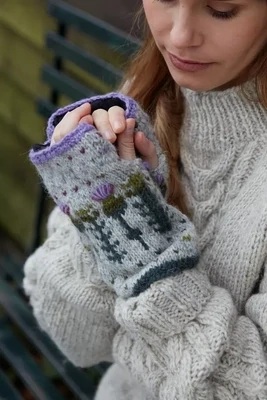 Thistle Handwarmer