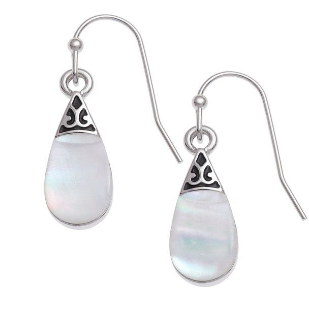 White Teardrop Paua Shell Earrings White Teardrop Paua Shell Earrings