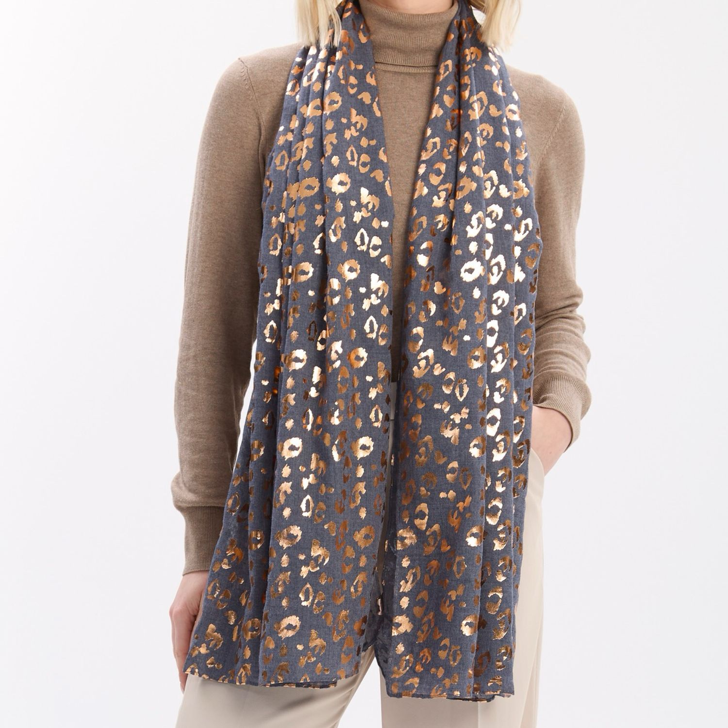 Foil Leopard Scarf - Grey