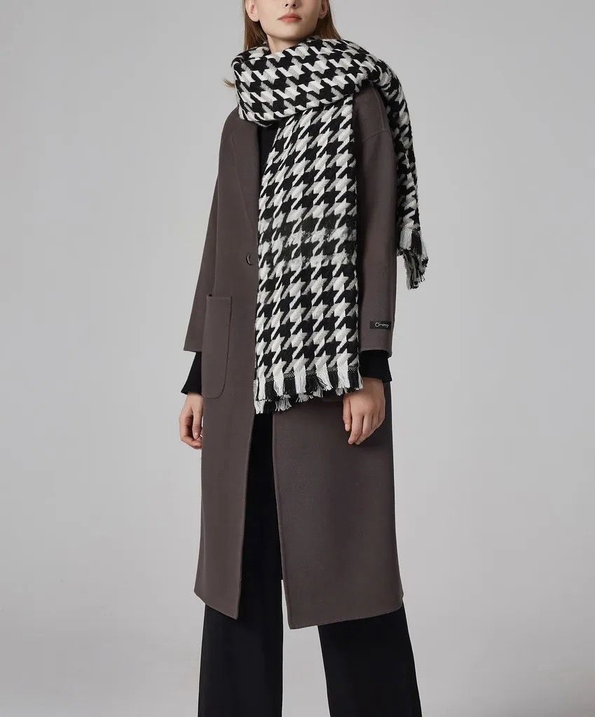 Medium Weight Black And White Check Scarf