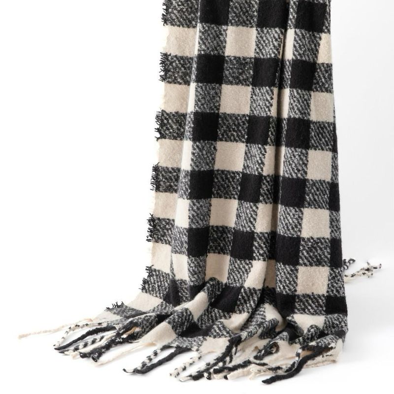 Chunky Check Scarf - Black And White