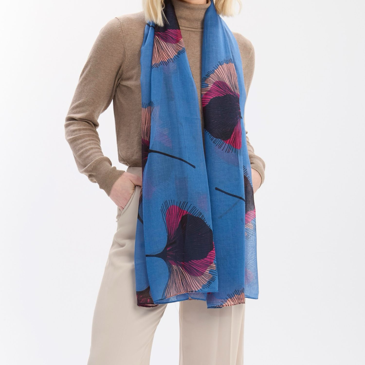 Poppy Design Scarf - Blue