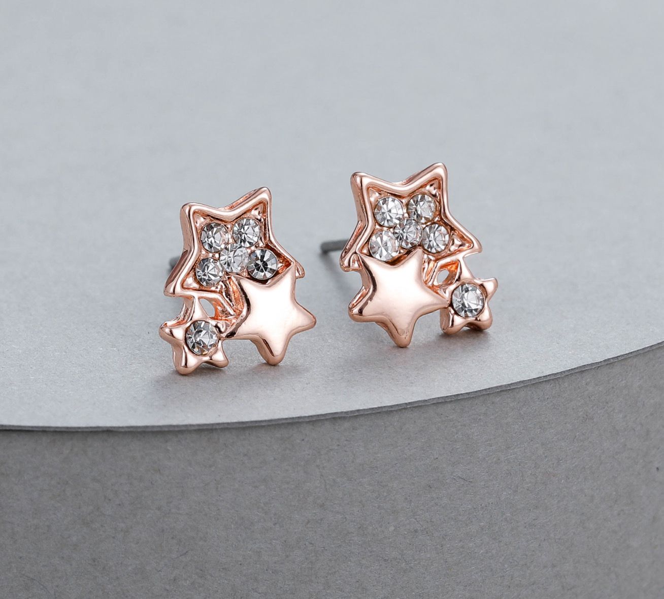 Diamanté Star Rose Earrings