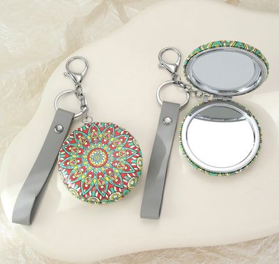 Luxury Circle Compact Mirror