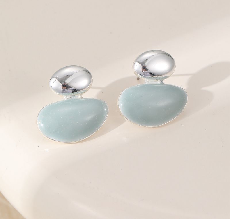 Mia Contemporary Earrings