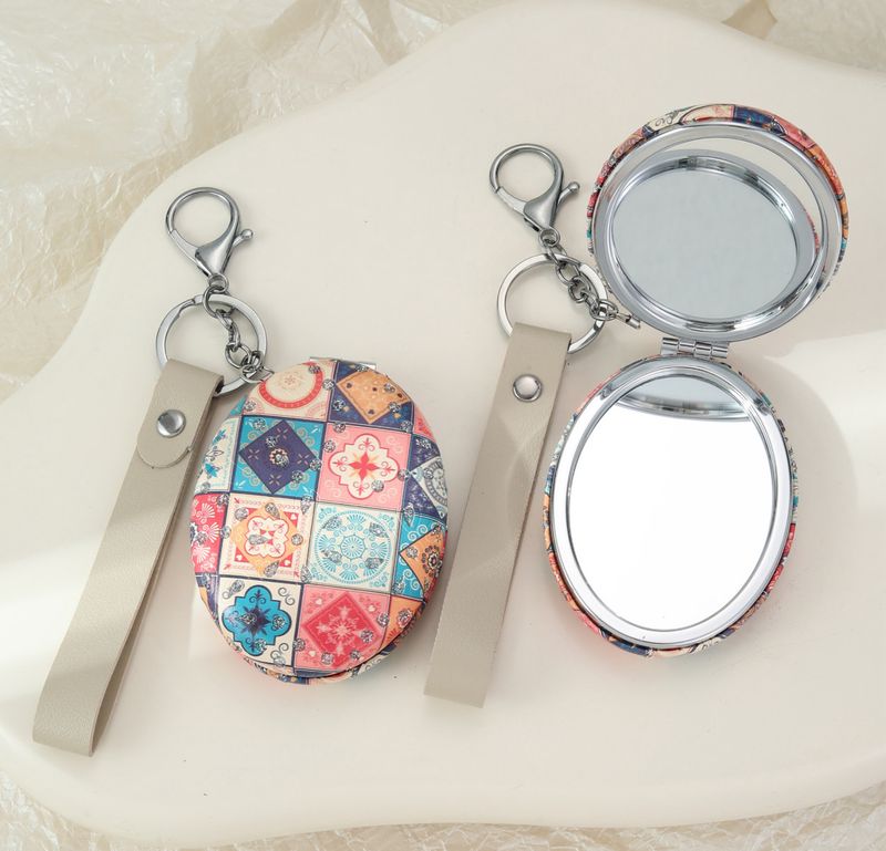 Luxury Oval Compact Mirror