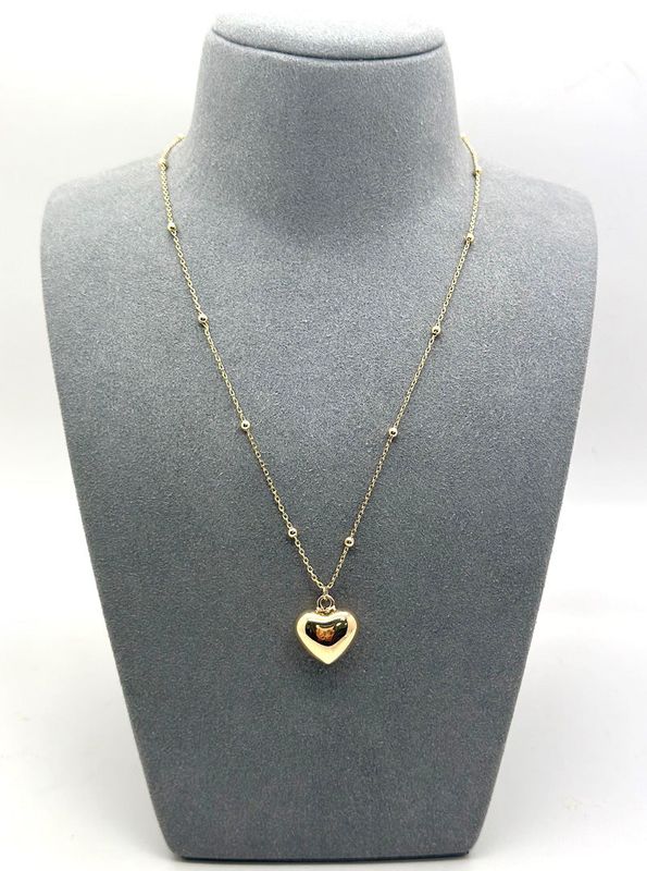 Gold Solid Heart Pendant Gold Solid Heart Pendant