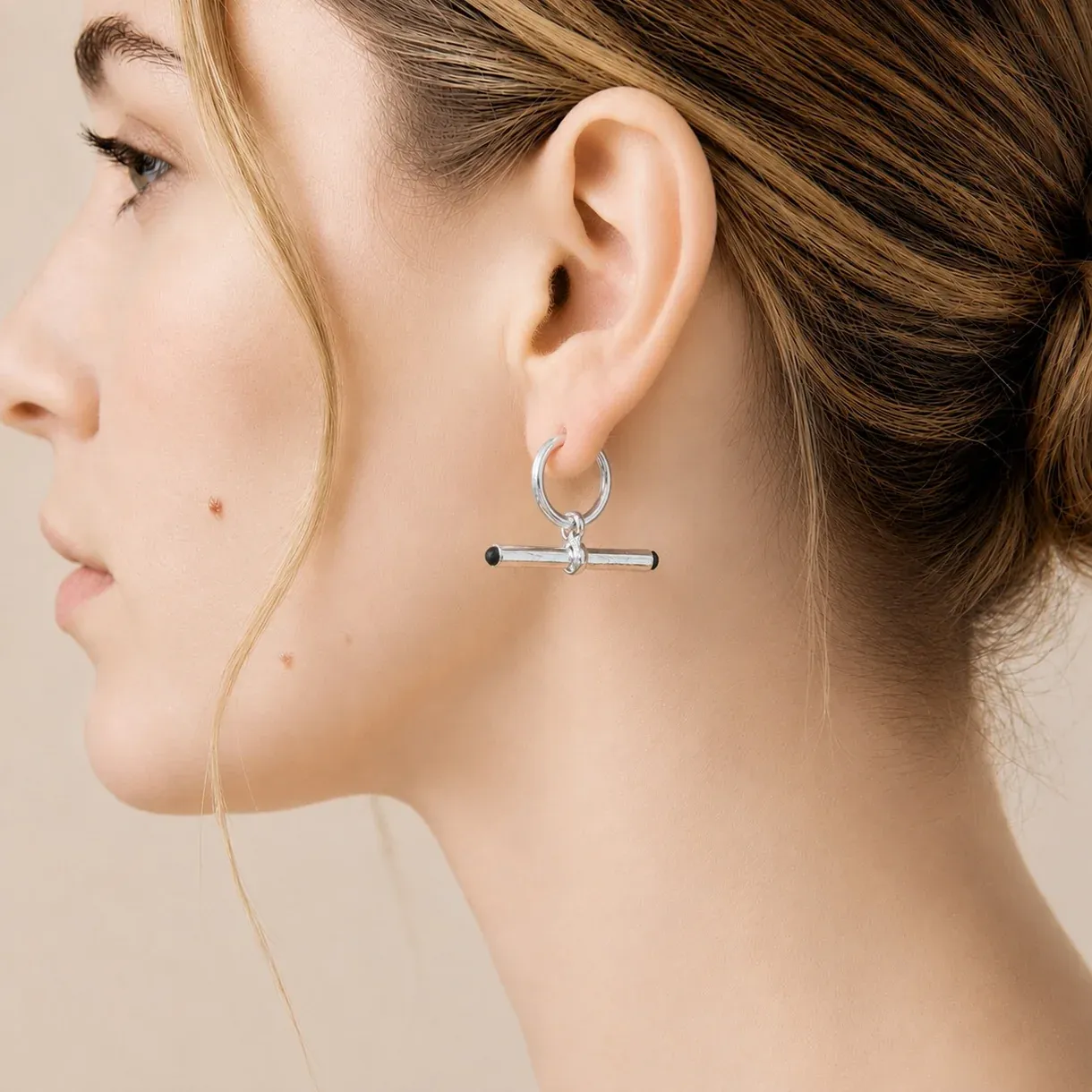 T-Bar Hoop Earrings - Silver T-Bar Hoop Earrings - Silver