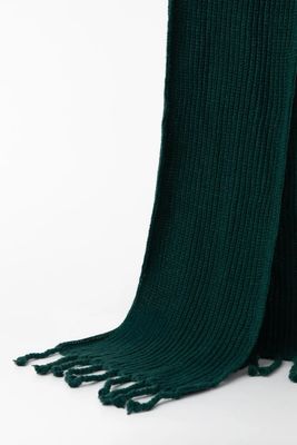 Plain Green Knitted Style Scarf Plain Green Knitted Style Scarf