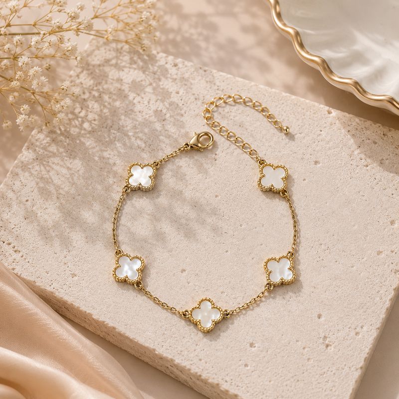 Pearl Clover Bracelet Pearl Clover Bracelet