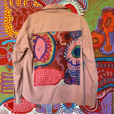 Veste Yayoi Kusama : Un tourbillon de couleurs