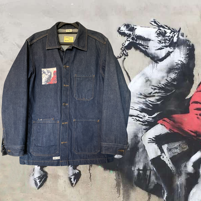 Veste Banksy : Le cavalier rouge, l’histoire revisitée