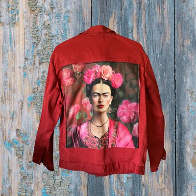 Veste Frida : L'art et la force au quotidien