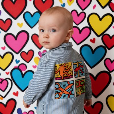 Veste bébé worker Haring : poésie et innocence