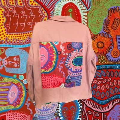 Veste Yayoi Kusama : Un tourbillon de couleurs