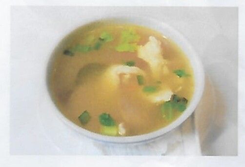 Soupe de poulet à la citronnelle  (15)