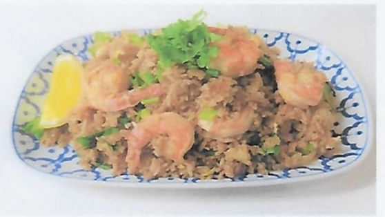 Riz sauté aux oeufs aux légumes avec (boeuf, poulet, ou crevettes au choix)  (102)