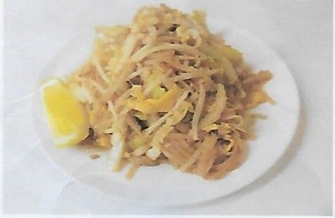 Nouilles sautées au Boeuf, Poulet ou Crevette  (104)