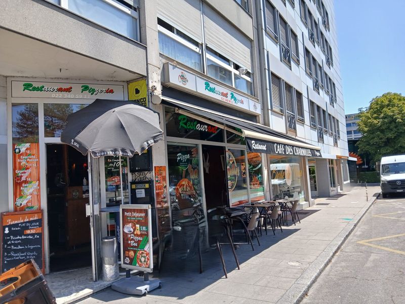 restaurant-pizzeria