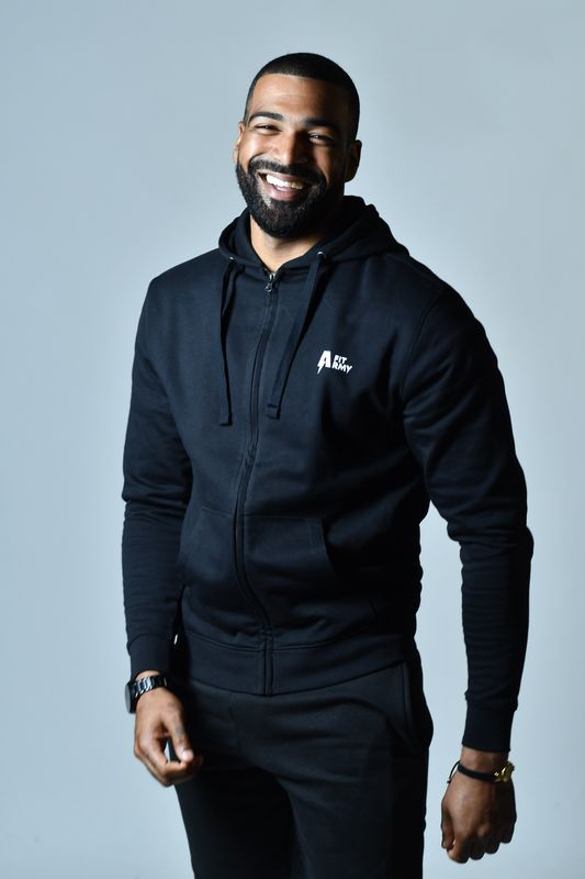 FIT ZIPPED HOODIE