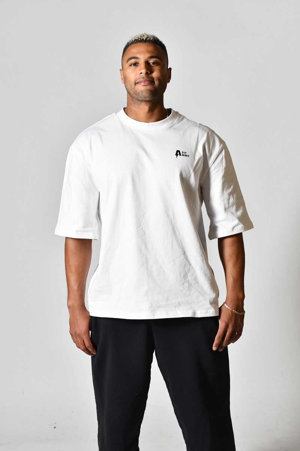 OVERSIZED SLEEVE TEE