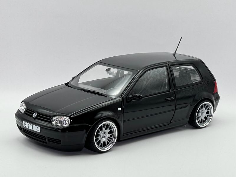 1:18 VW Golf 4 GTI Norev BBS Felgen