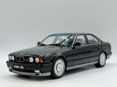 1:18 BMW M5 E34 OT690 Otto Models Rarität
