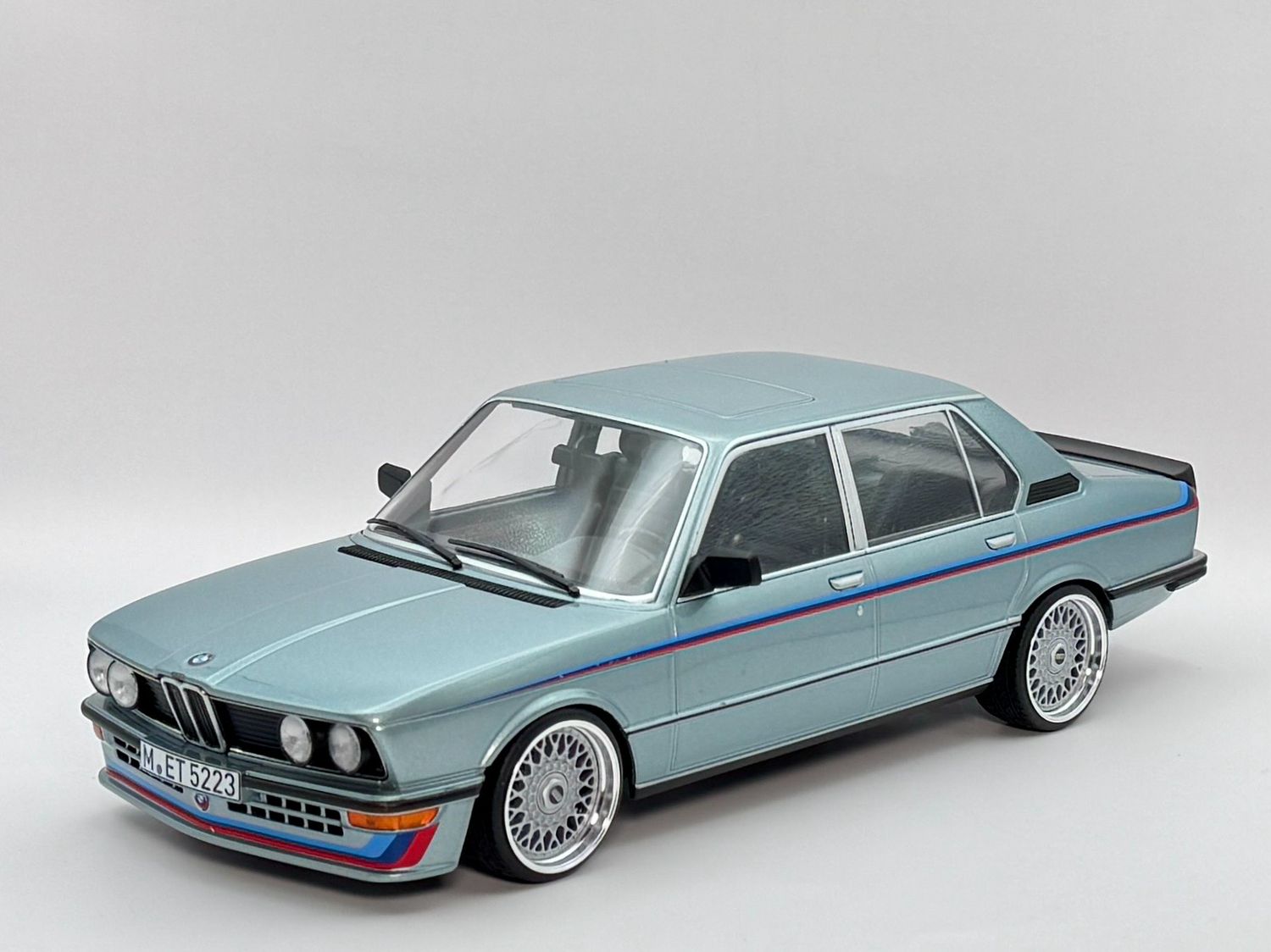 1:18 BMW M535i E12 Norev BBS Felgen