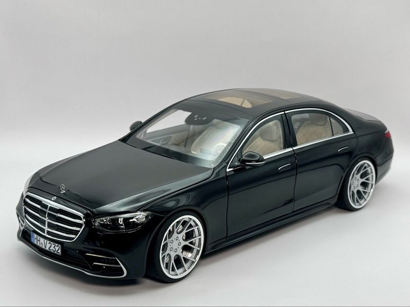 1:18 Mercedes-Benz S-Klasse Norev Limited Editon Vossen Felgen