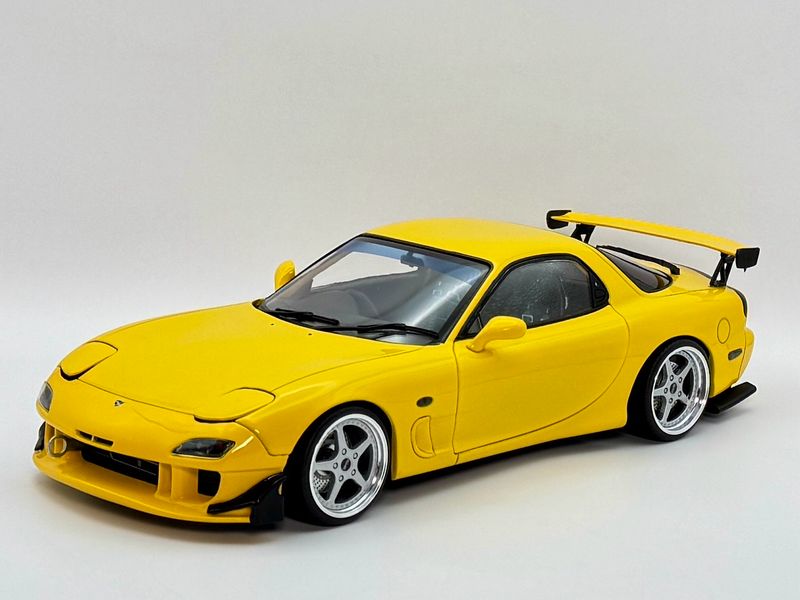 1:18 Mazda RX7 Solido O.Z. Felgen