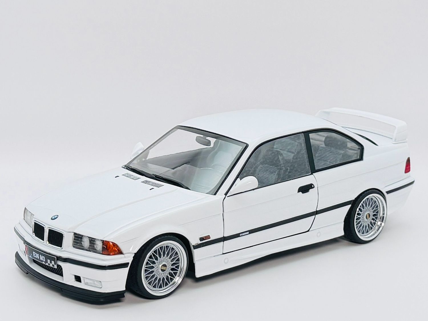 1:18 BMW M3 Coupe E36 Solido BBS Felgen