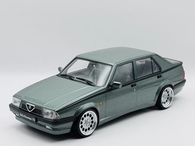 1:18 Alfa Romeo 75 Triple 9 Ronal Felgen