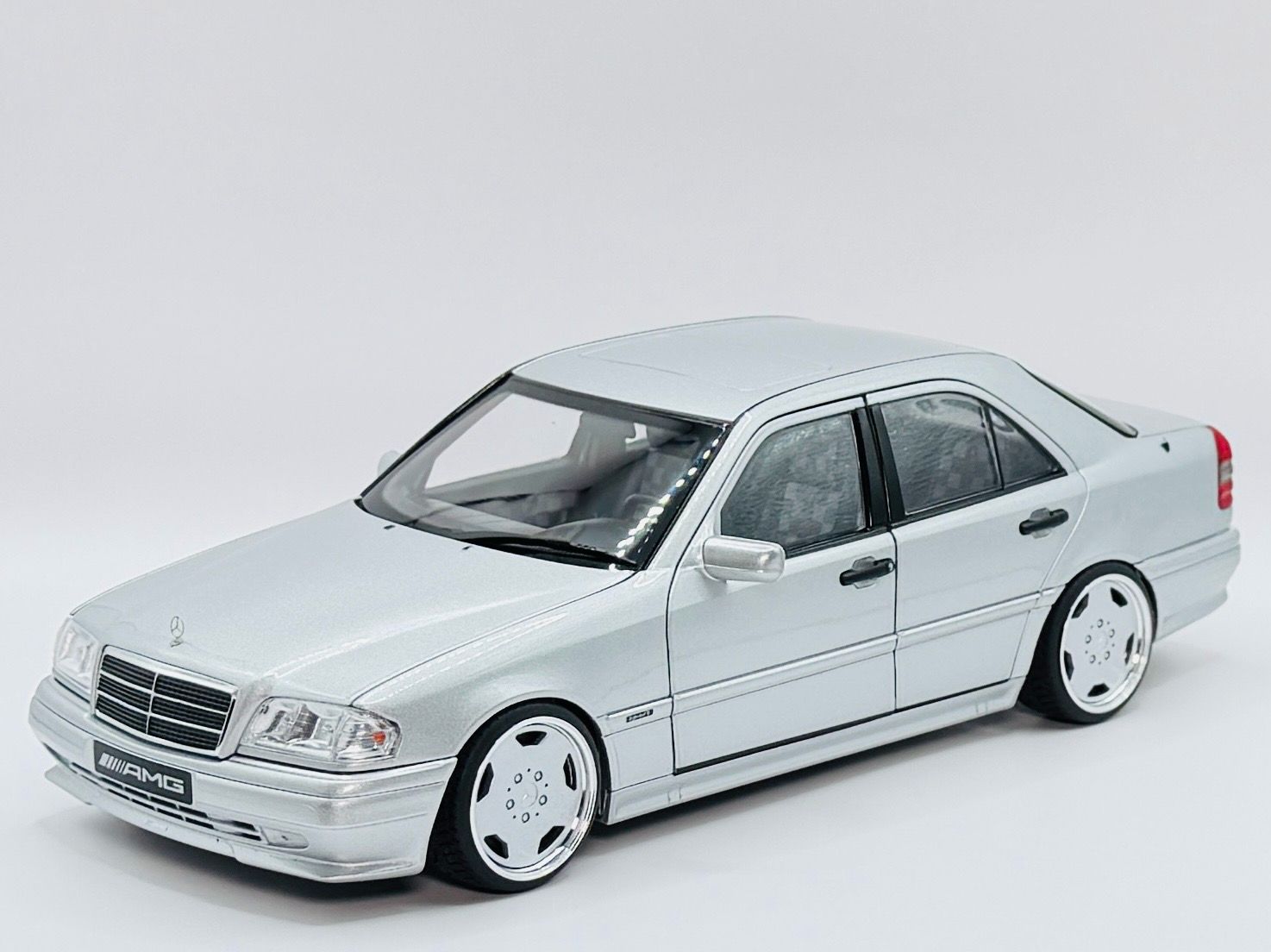 1:18 Mercedes C36 AMG Norev AMG Felgen