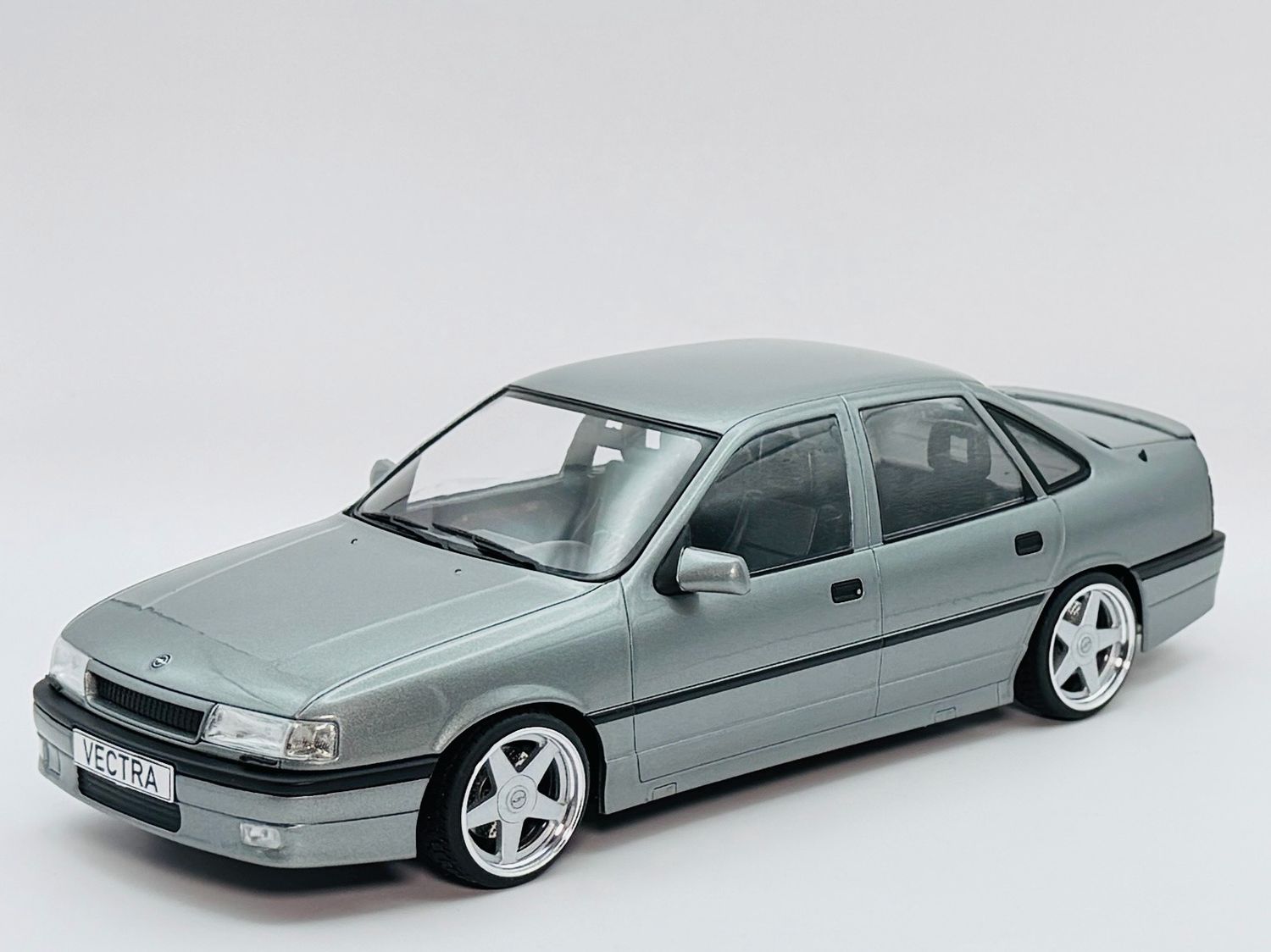 1:18 Opel Vectra A 2000 MCG AZEV Felgen