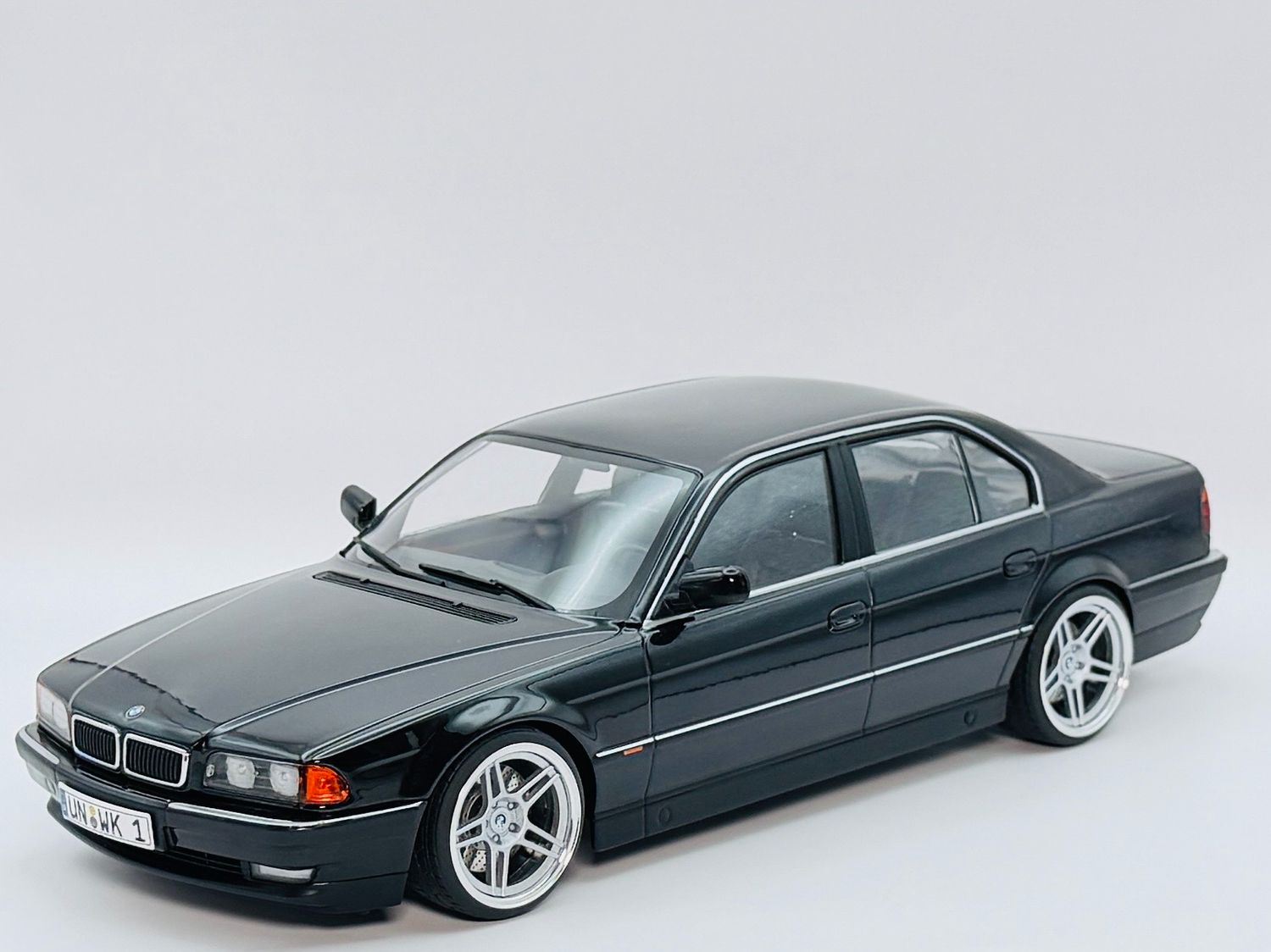 1:18 BMW 740i E38 KK-Scale ADV05 Felgen