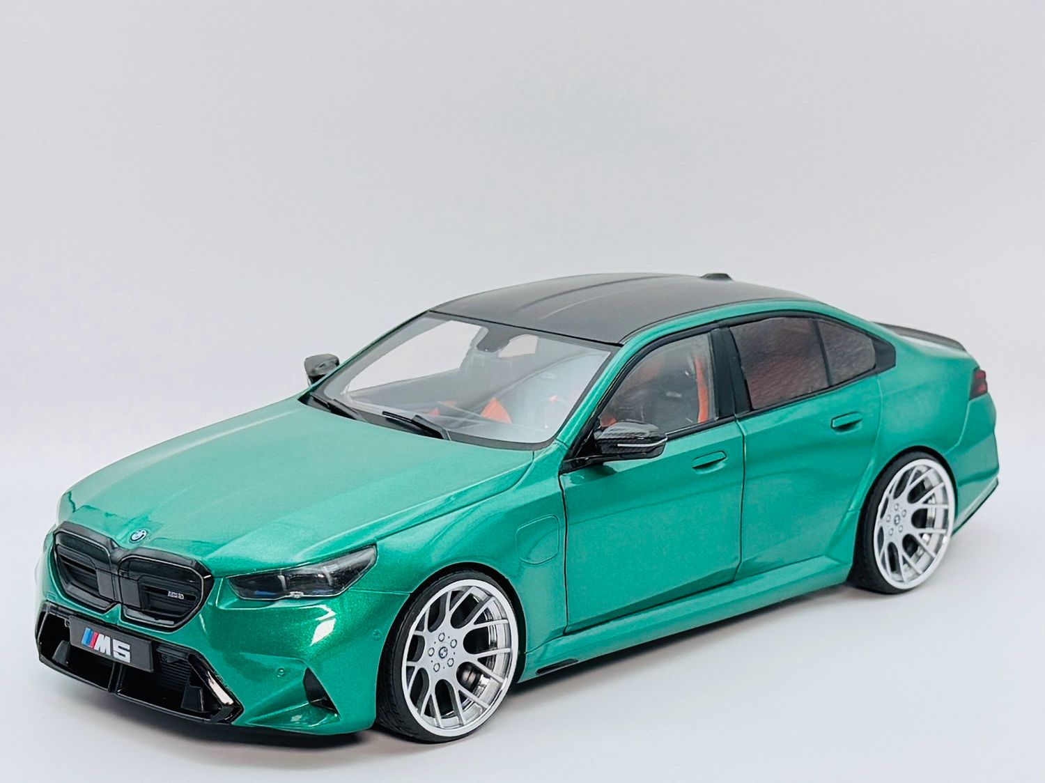 1:18 BMW M5 G90 Solido Vossen Felgen