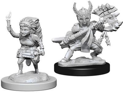 Dungeons &amp; Dragons Nolzur`s Marvelous Unpainted Miniatures: W6 Female Halfling Fighter