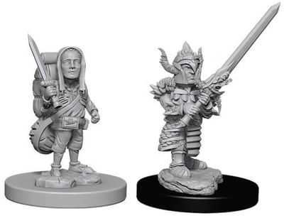 Dungeons &amp; Dragons Nolzur`s Marvelous Unpainted Miniatures: W6 Male Halfling Fighter