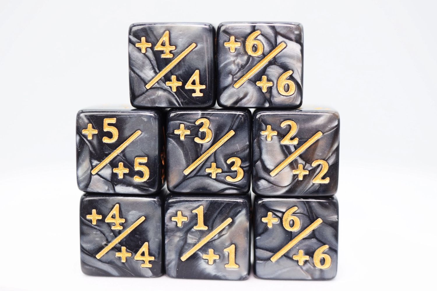 D6 (8): +1/+1 Pearl Black Counters For Magic - Set of 8