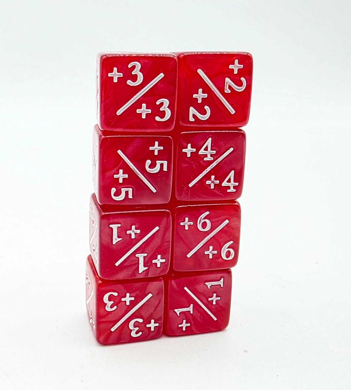 D6 (8): +1/+1 Pearl Red Counters For Magic - Set of 8