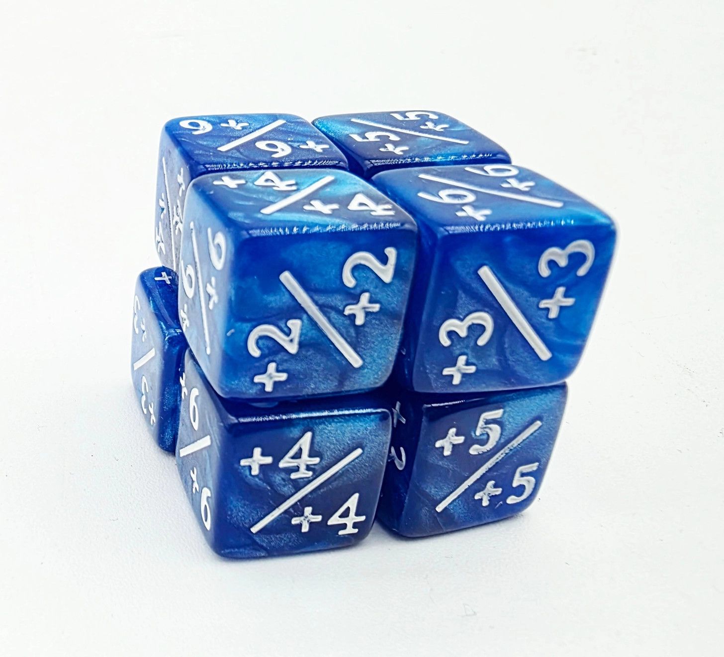 D6 (8): +1/+1 Pearl Blue Counters for Magic