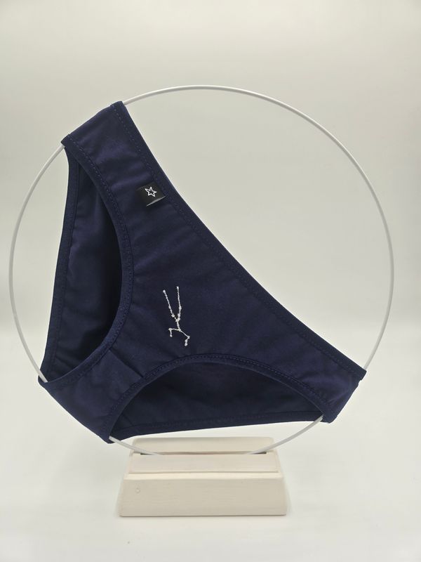 Damen Slip mit Sternenbilder