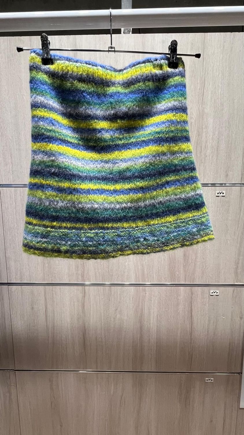 FALDA CORTA RAYAS MOHAIR PERIDOTO