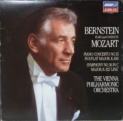 LEONARD BERNSTEIN - Plays and Conducts Mozart