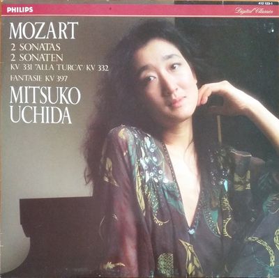 MITSUKO UCHIDA - Mozart 2 Sonata