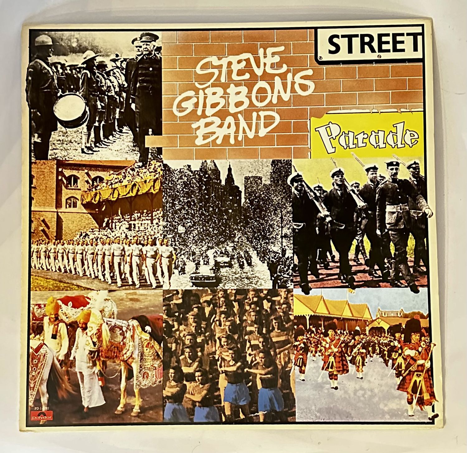 STEVE GIBBONS BAND - Street Parade