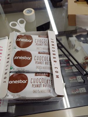 JONESBAR CHOCOLATE PENUT BUTTER BAR